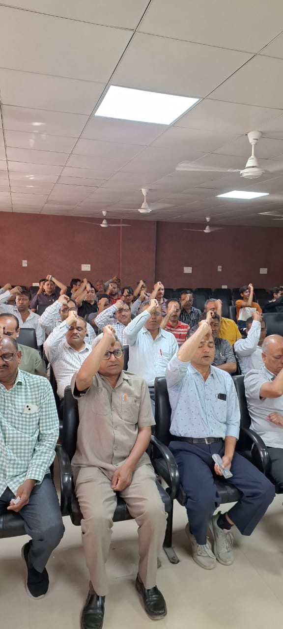 "સ્વચ્છતા હી સેવા" અને "રકતદાન મહાદાન"  સેમીનાર